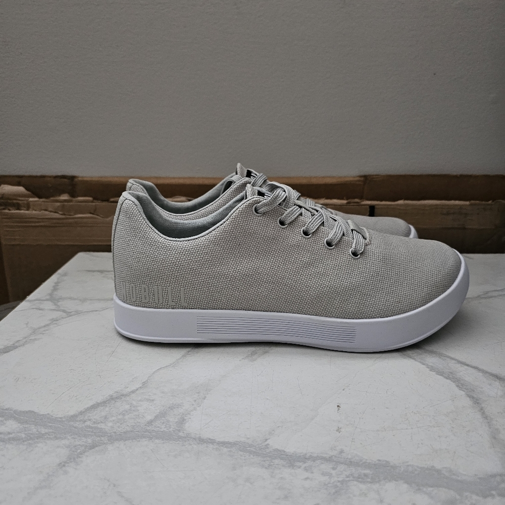 NOBULL Women's canvas trainer - Size 7w